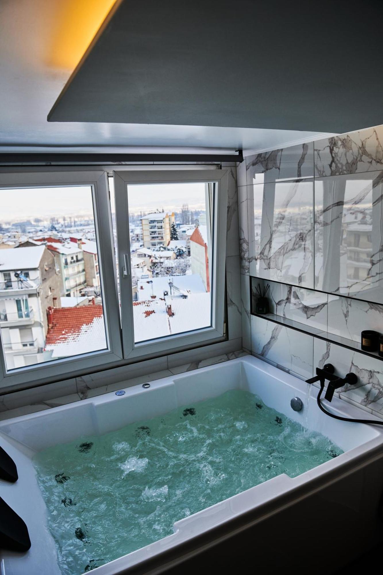 The Skyline Suite Florina Zewnętrze zdjęcie